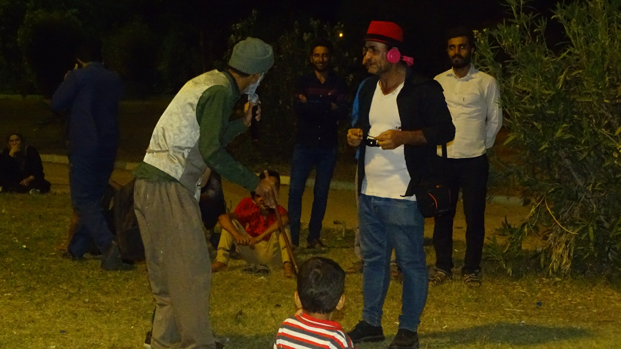 گزارش تصویری از برگزاری تئاتر خیابانی در شهرستان بهمئی