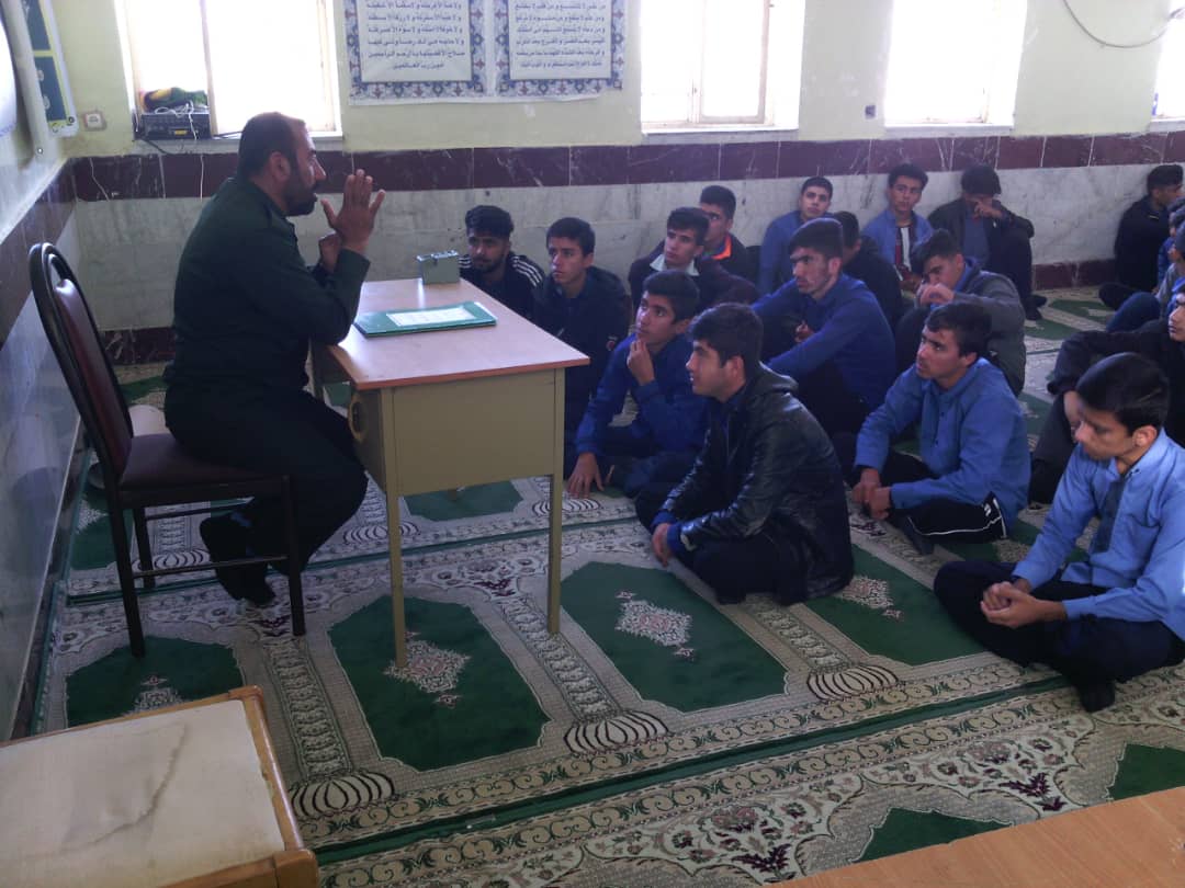  اردوی عملی درس آمادگی دفاعی دانش آموزان دبیرستان شهرستان بهمئی برگزار شد + عکس