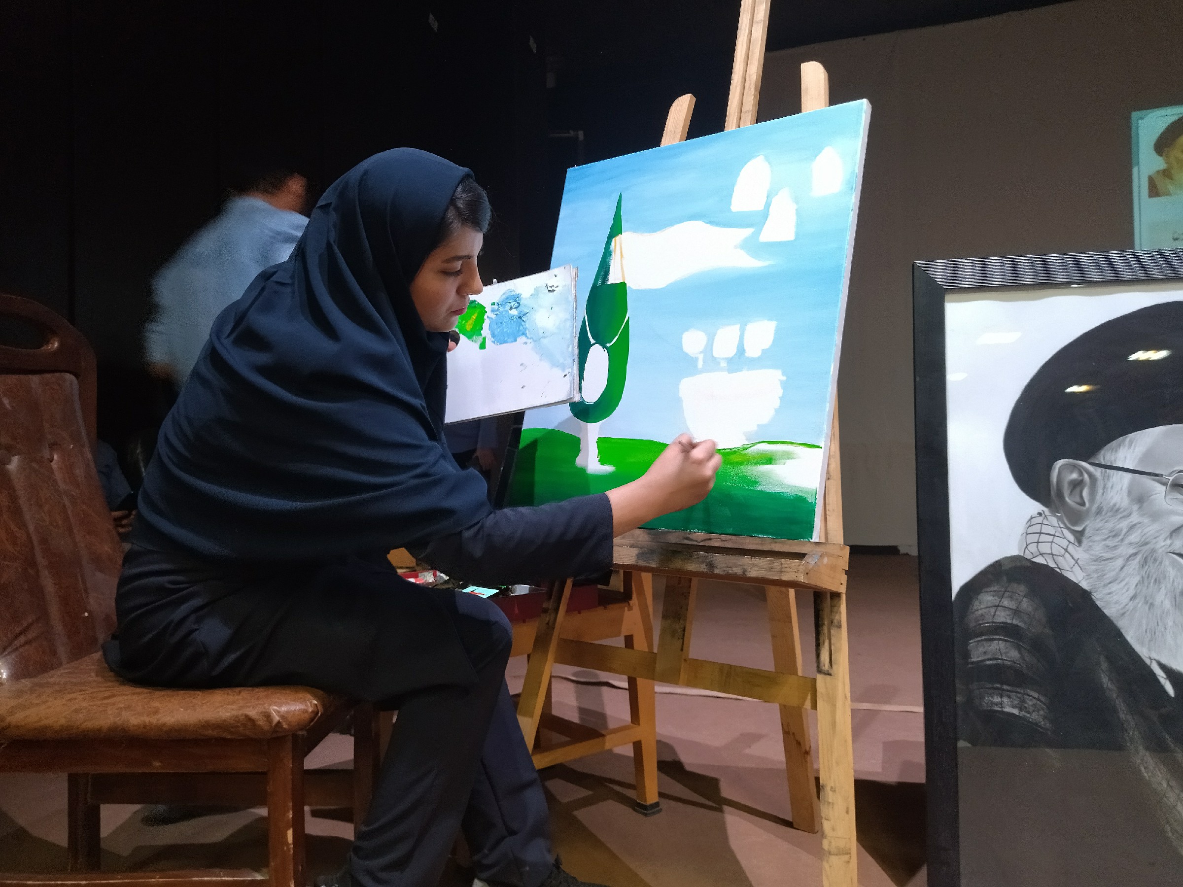 برگزاری همایش فرهنگی و هنری به مناسبت هفته دفاع مقدس در شهرستان بهمئی + عکس
