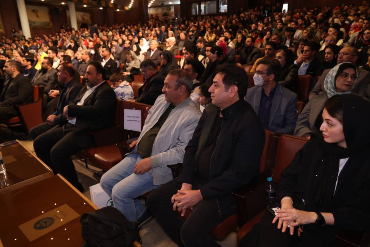 ششمین جشنواره فرهنگی هنری بلوط با حضور چهره های ملی  در دانشگاه تهران
