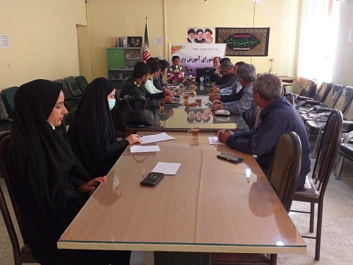 جلسه شورای آموزش و پرورش منطقه دیشموک با محوریت بازگشایی مدارس در سال تحصیلی 1401 برگزار شد.